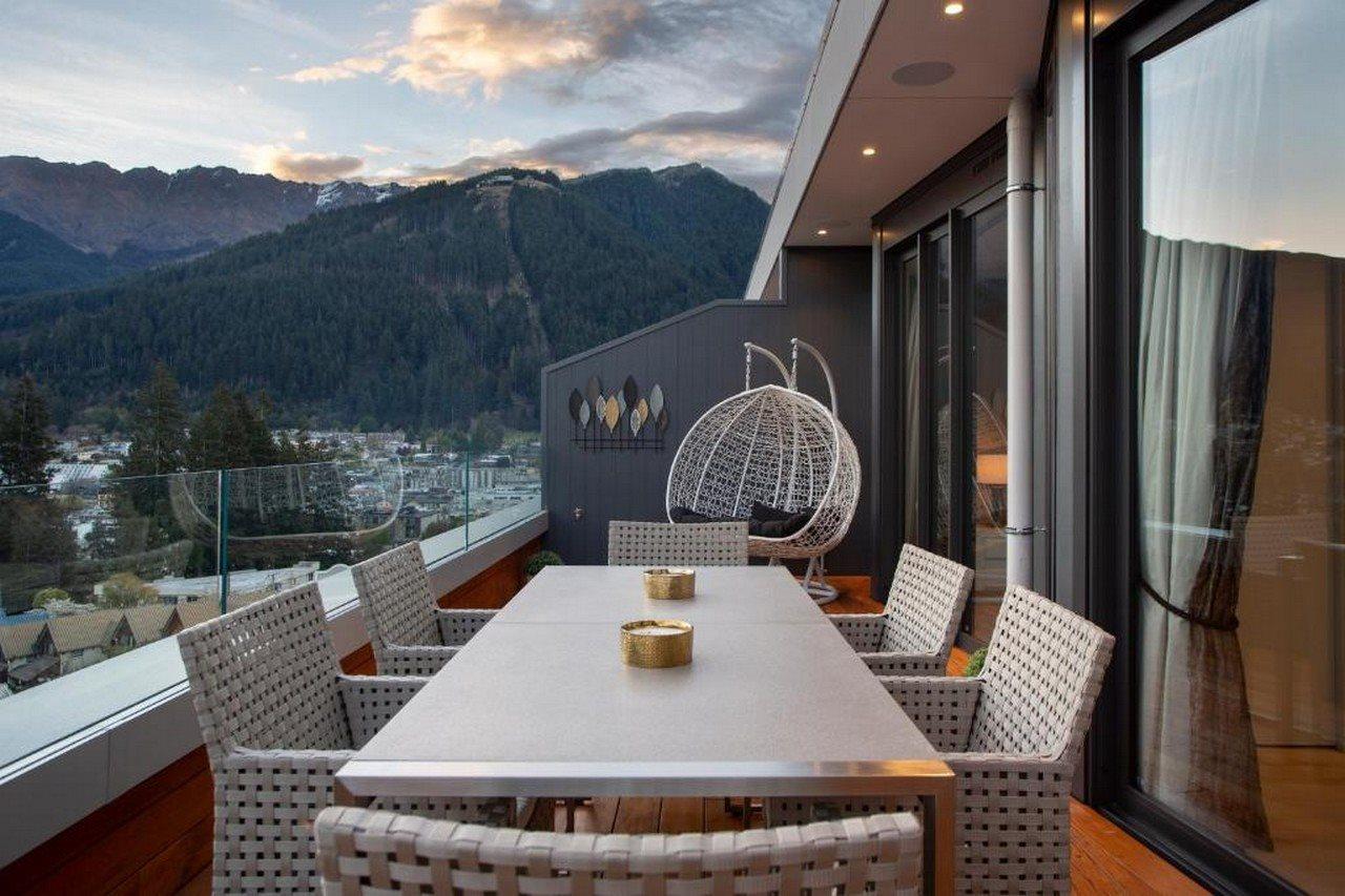 Ramada By Wyndham Queenstown Central Exterior foto